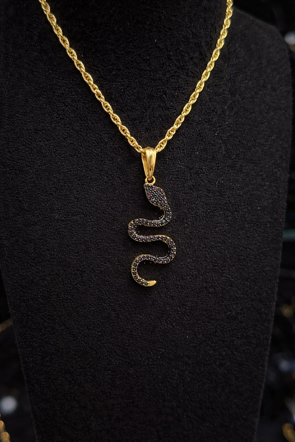 Dije Serpiente Nocturna