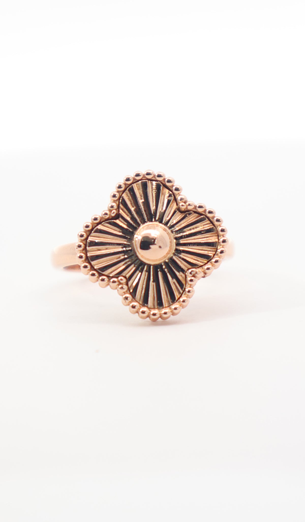 ANILLO LUCKY DIAMANTADO ORO ROSA 18K