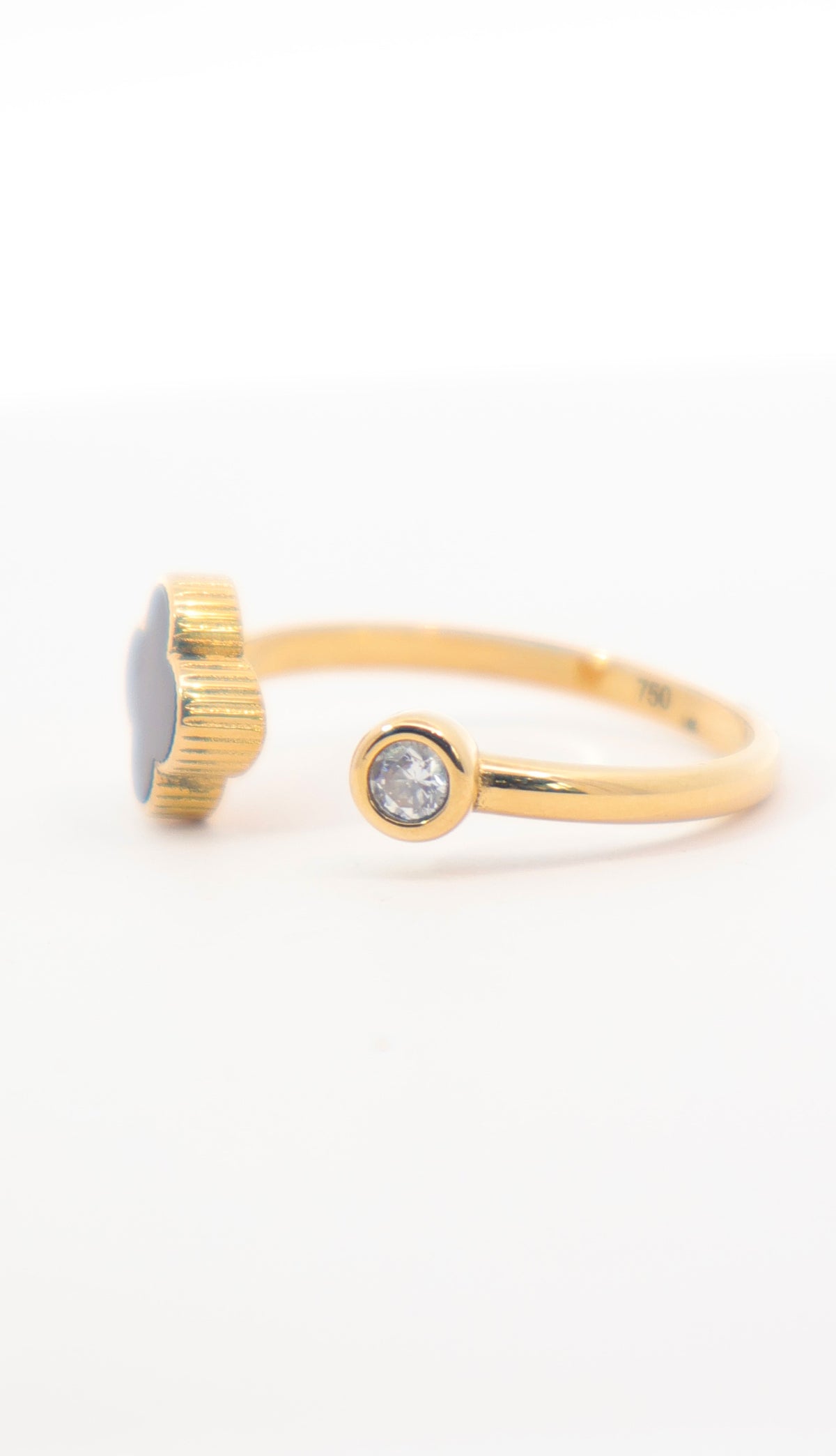 ANILLO VC ONIX ITALY ORO 18K AMARILLO
