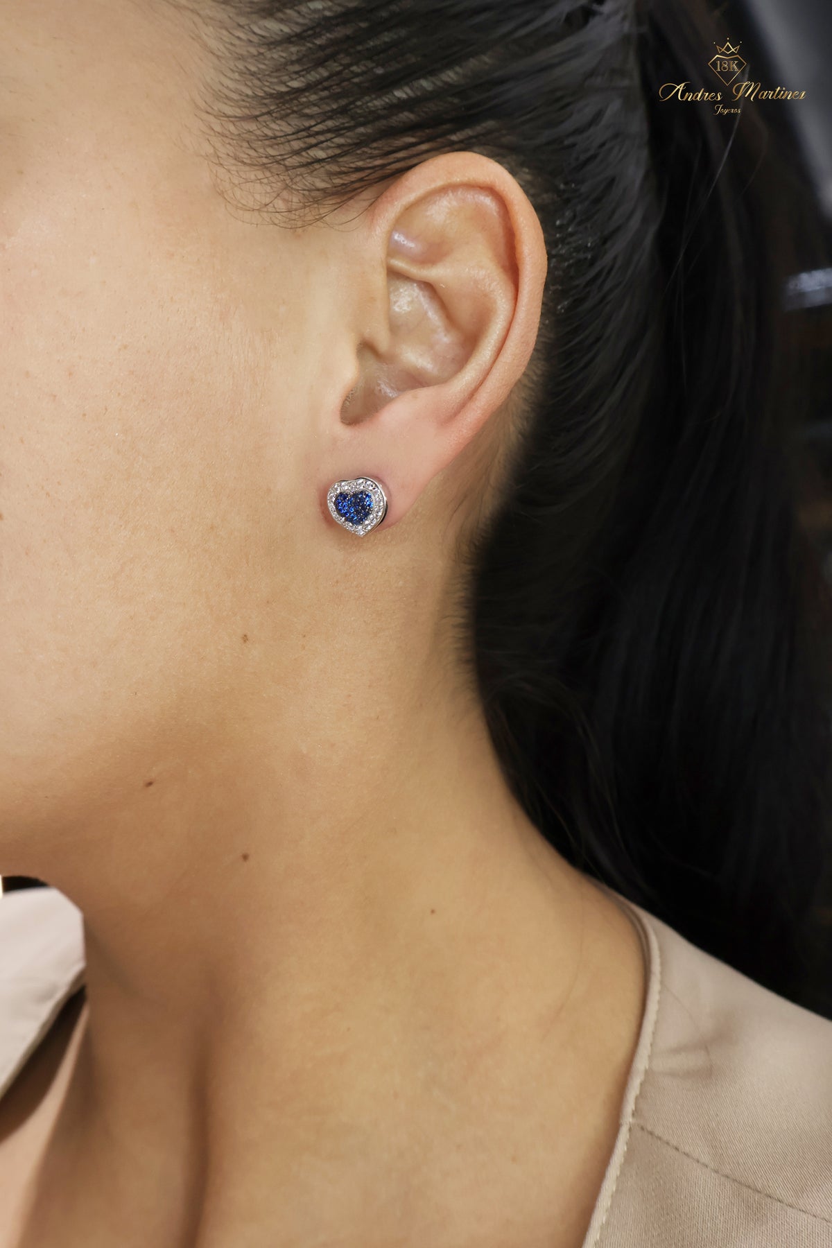 ARETES CORA BLUE ORO BLANCO 18K