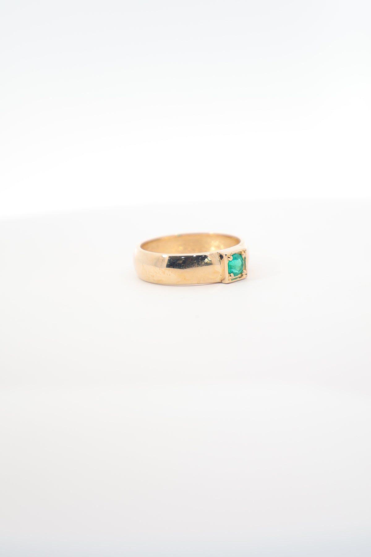 ANILLO ESMERALDA NATURAL COLOMBIANA ORO AMARILLO HOMBRE